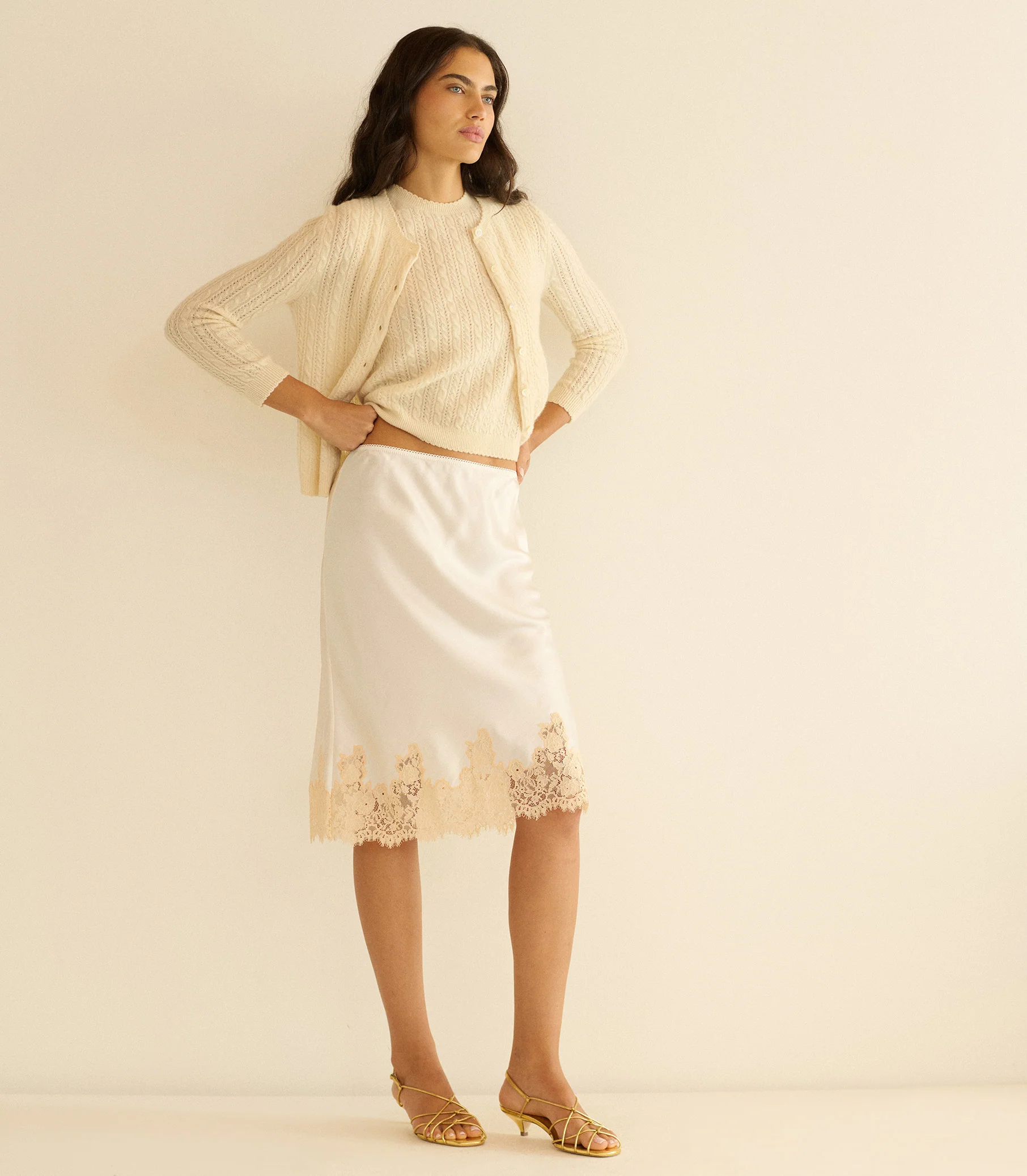 DANAE CASHMERE CABLE CARDIGAN -- DOGWOOD - Image 5