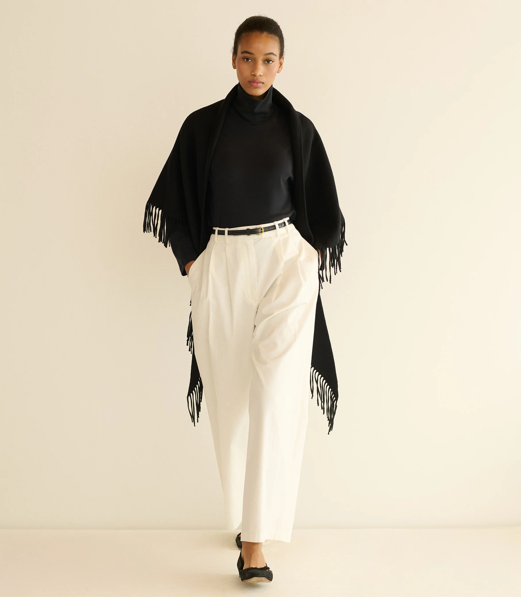 HAWTHORN TURTLENECK -- BLACK - Image 3