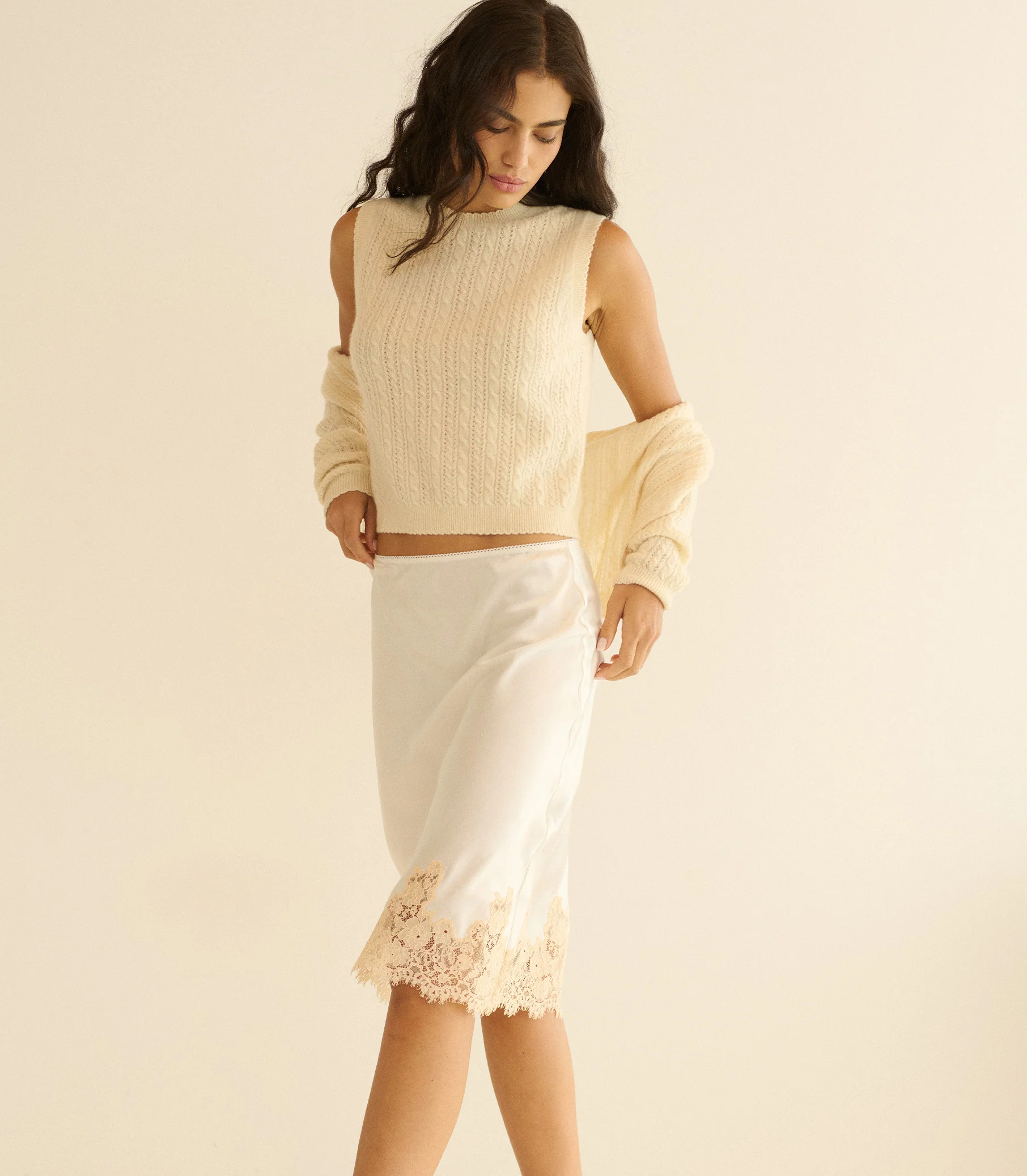 LOUDEN CASHMERE CABLE TOP -- DOGWOOD - Image 2