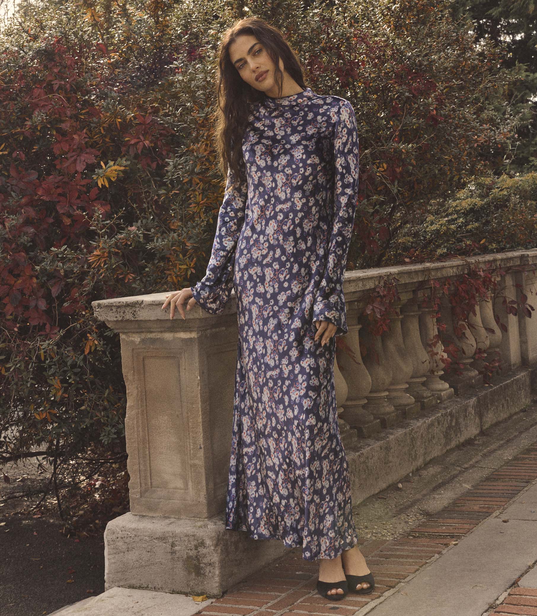 MAURICIA DRESS -- WINDSWEPT DAISIES - Image 2