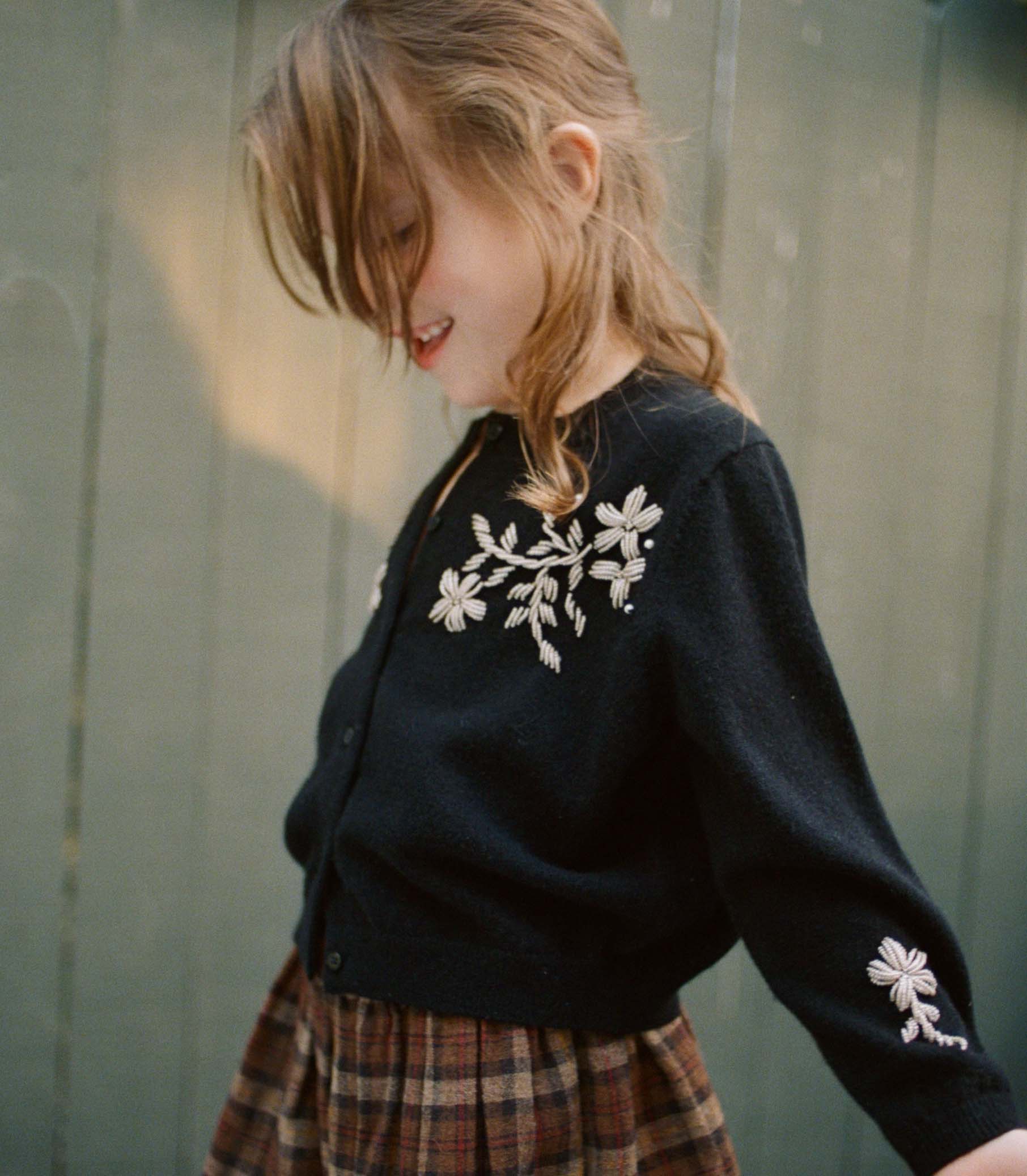 PETIT TRESOR CARDIGAN -- BLACK - Image 4
