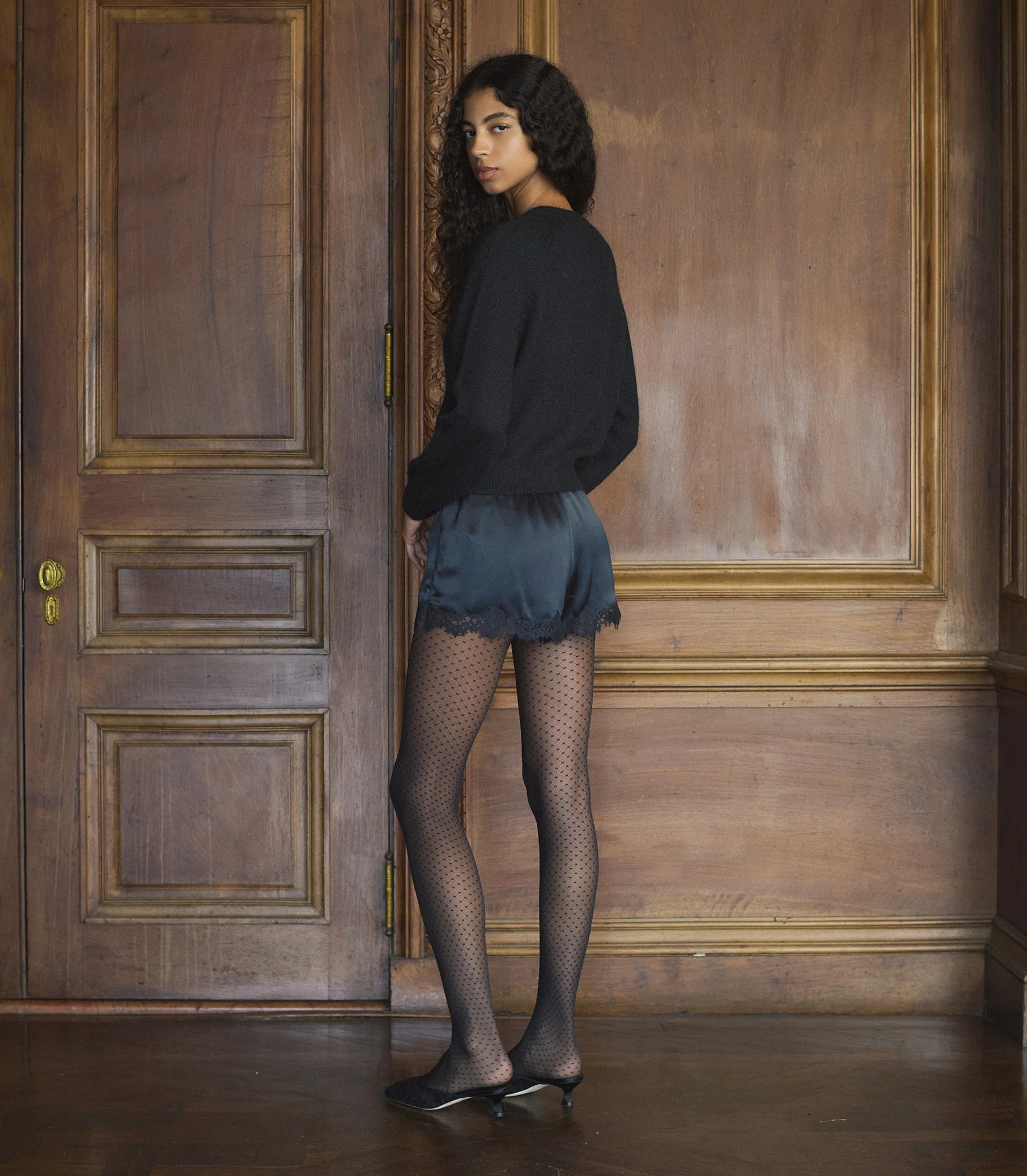 WOLFORD CONTROL DOTS TIGHTS -- BLACK - Image 4